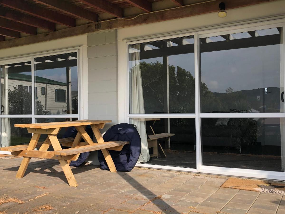 Gilmour Getaway Apartment Raglan Ngoại thất bức ảnh
